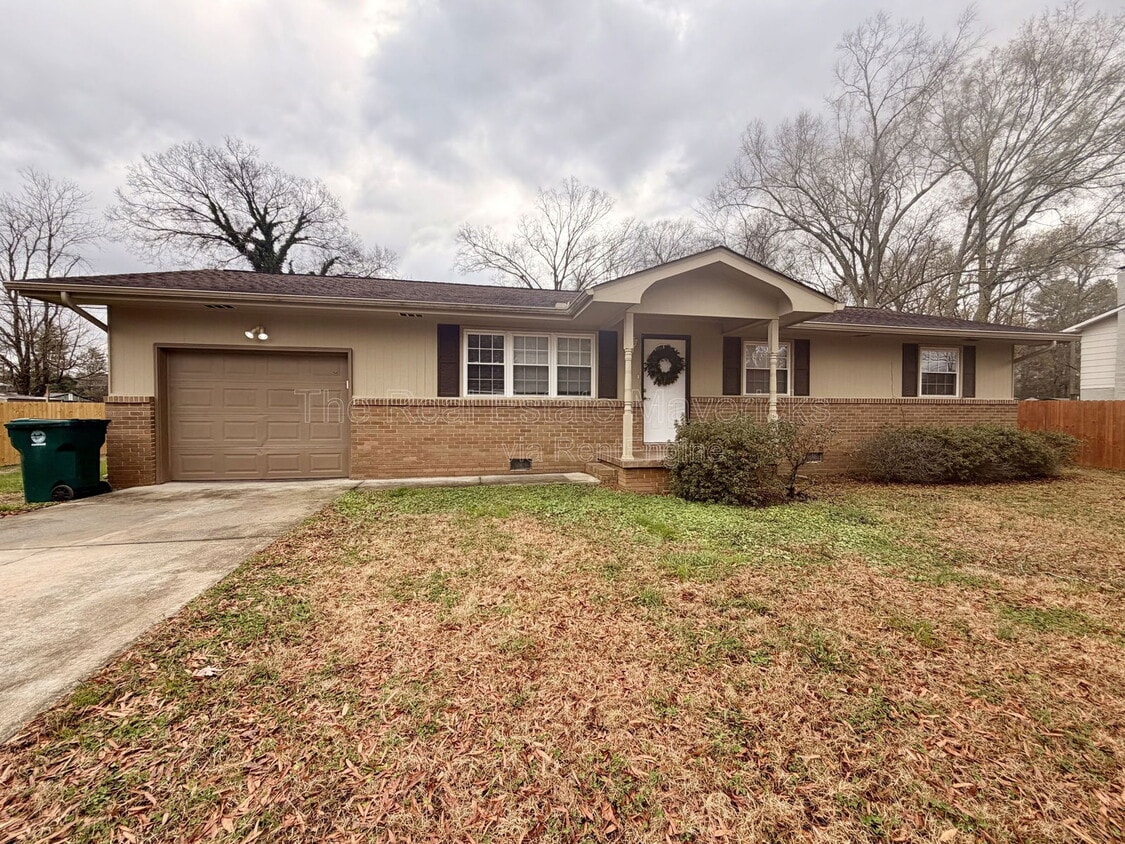 Foto principal - 1160 Greens Rd