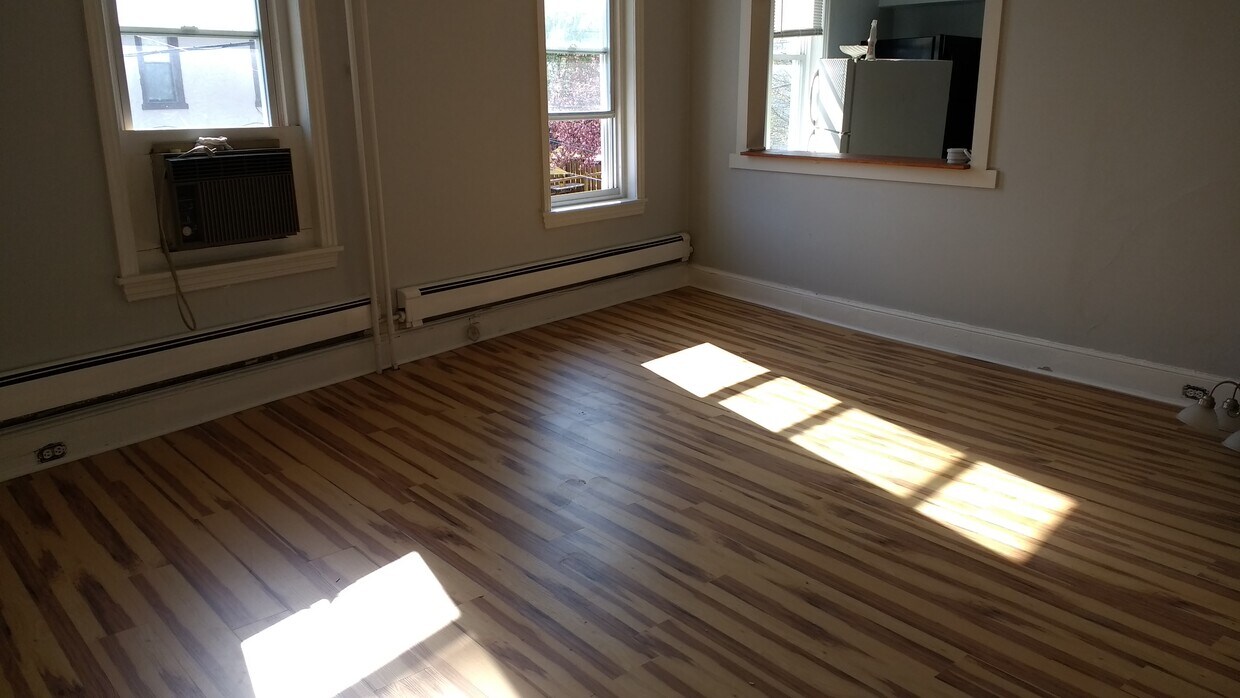 3477 Indian Queen Lane, Philadelphia, PA 19129 House Rental in