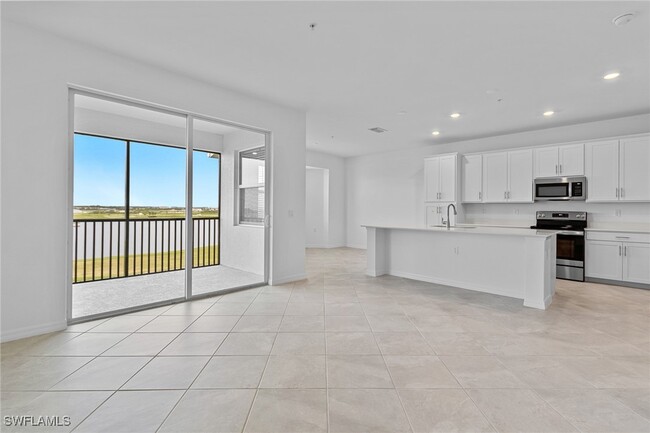 Building Photo - 5807 Double Eagle Cir