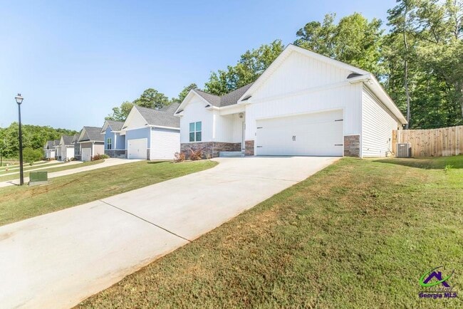 Building Photo - 113 Garrett Ln
