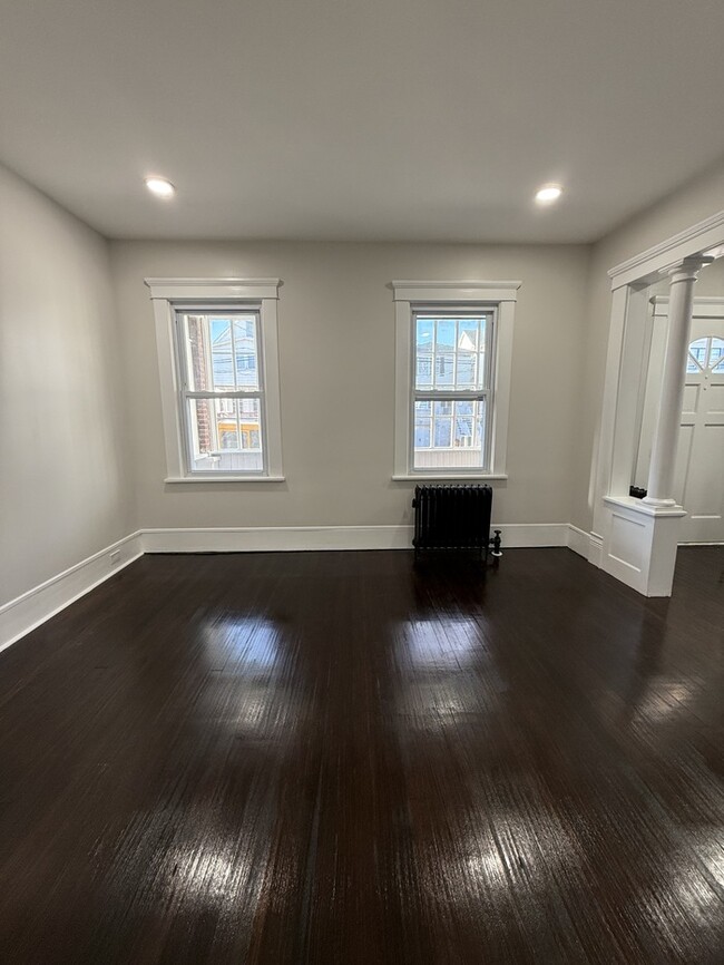 Foto del edificio - 438 Neville St