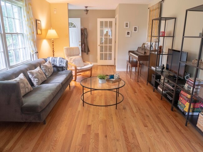 Foto del edificio - 703 Longview St