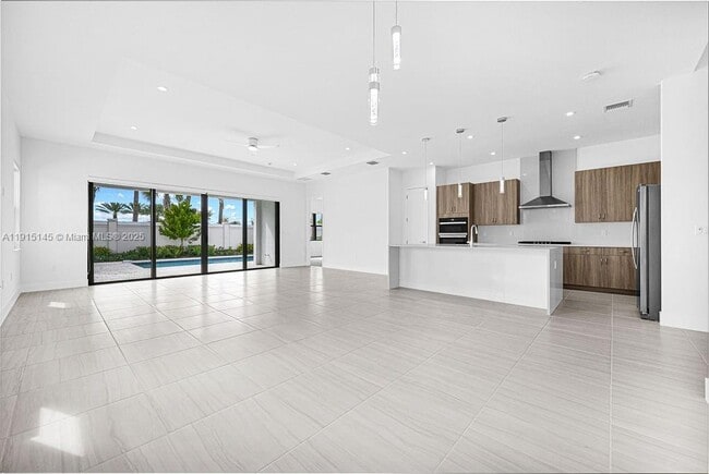 Building Photo - 12413 Solana Bay Cir