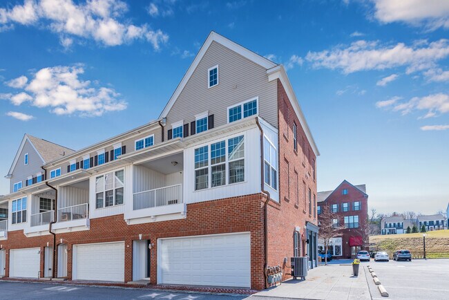 Foto del edificio - 1338 Saxton Wy