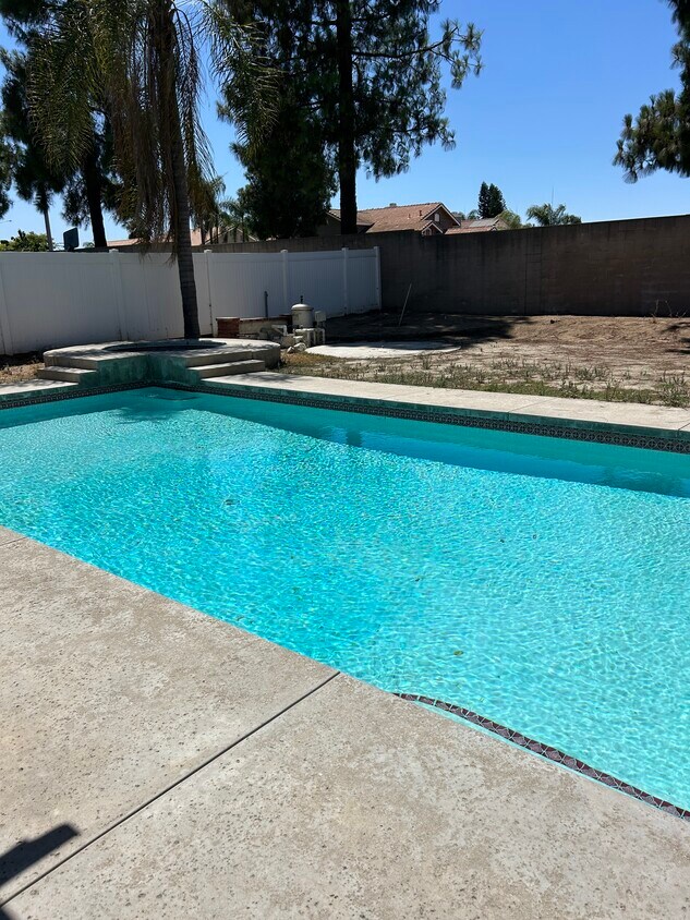 Primary Photo - 9321 Loquat Dr
