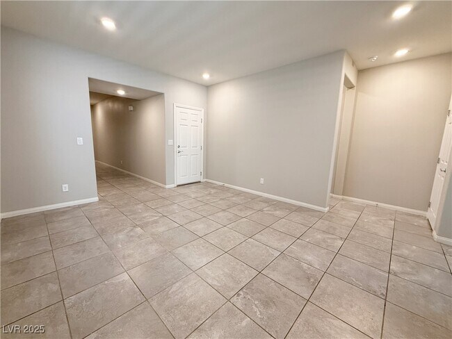 Foto del edificio - 7745 Wishbone Falls St