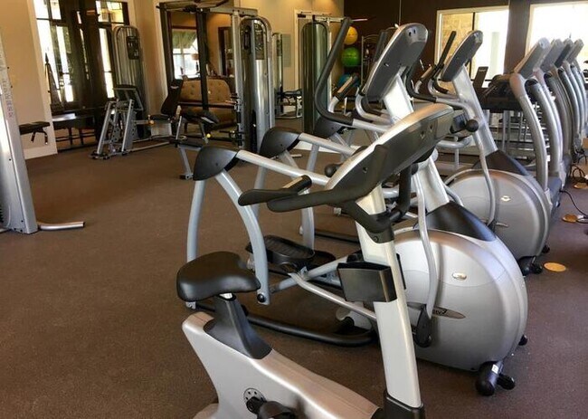 Foto del edificio - 4450 Ridge Rd