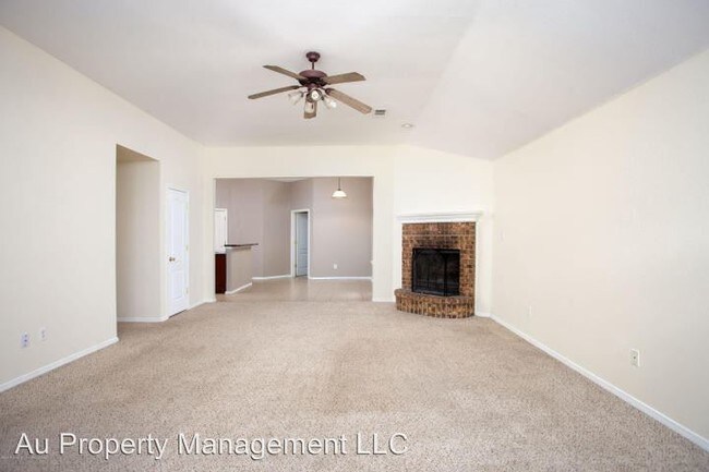 Building Photo - 3 br, 2 bath House - 1111 PAGODA DR
