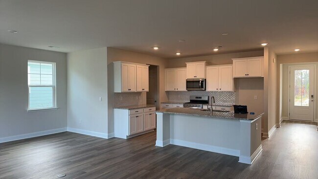 Foto del edificio - 1820 Hardwood Ct