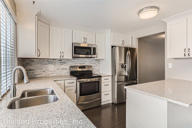 Building Photo - 3 br, 1.5 bath House - 6225 SW 130th Ave