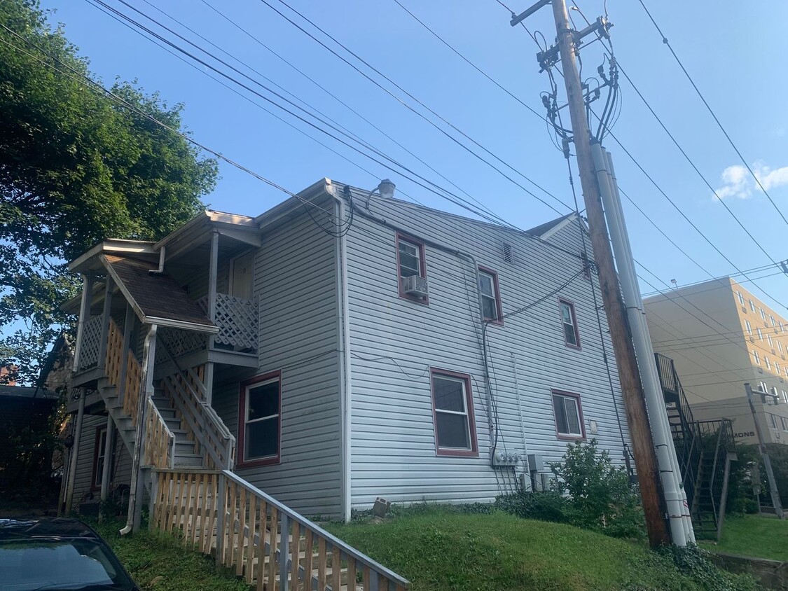 Building Photo - 123 High St