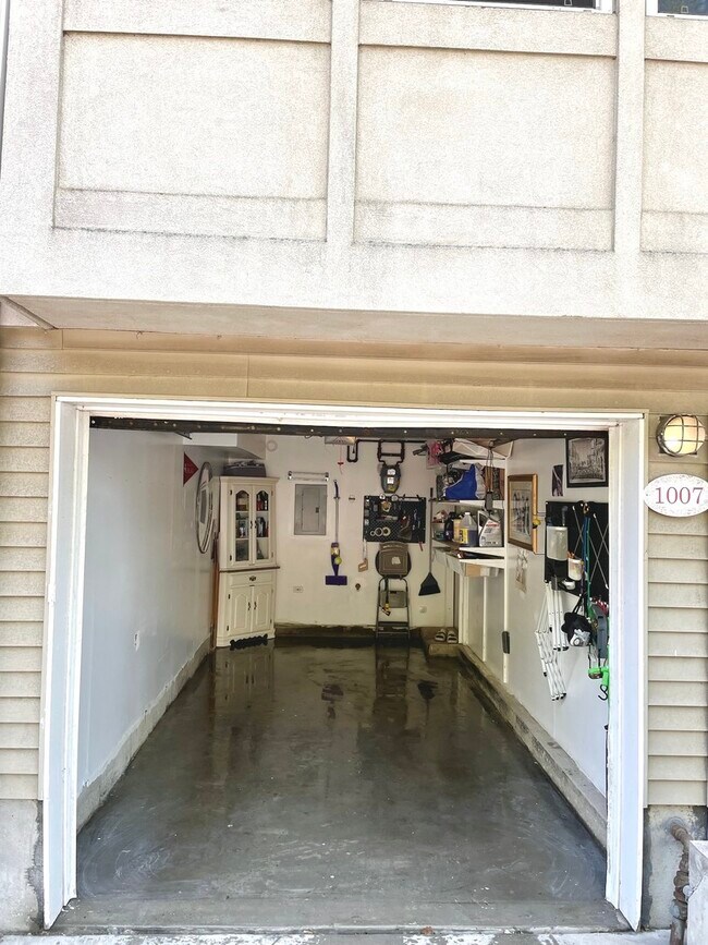 Foto del edificio - 1007 E 61st St