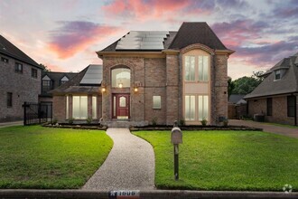 Building Photo - 1606 Rustic Knolls Dr