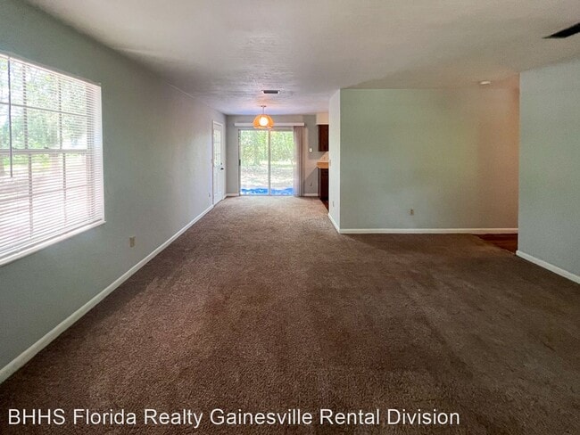 Building Photo - 3 br, 1.5 bath House - 3061 SE 28th Ave