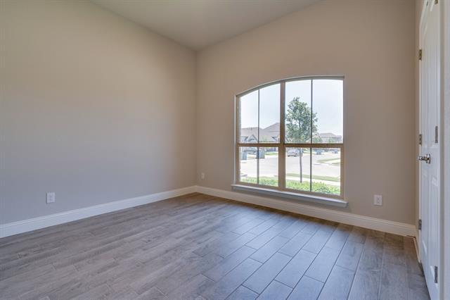 Foto del edificio - 1040 Whitehall Ln