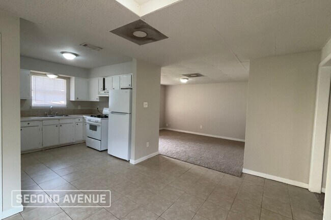 Foto del edificio - 3422 Hurlingham St