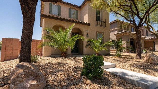 Building Photo - Stunning 2-Story Home in Mountains Edge!