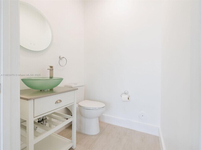 Foto del edificio - 15100 NW 7th Ct