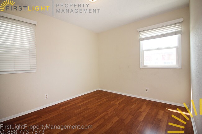 Foto del edificio - 1221 Hermosa Ave