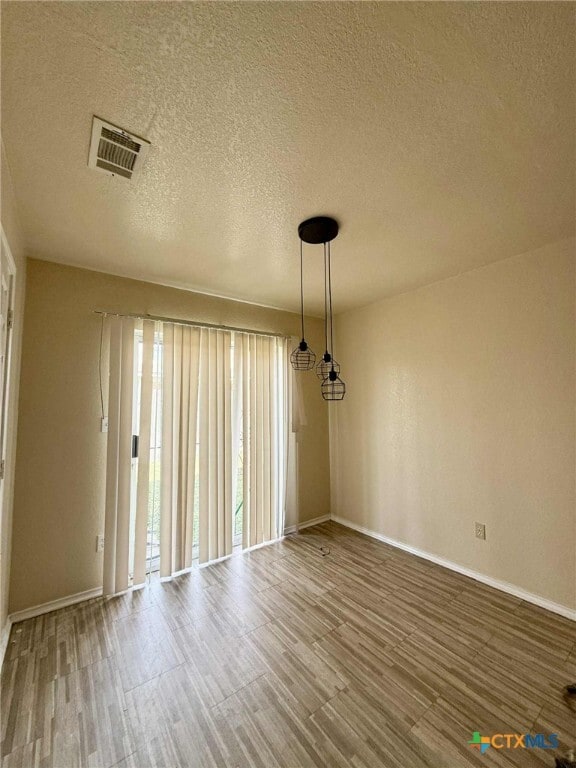Foto del edificio - 3307 Hereford Ln