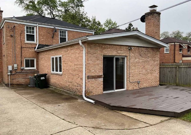 Building Photo - 2025 N 75th Ct
