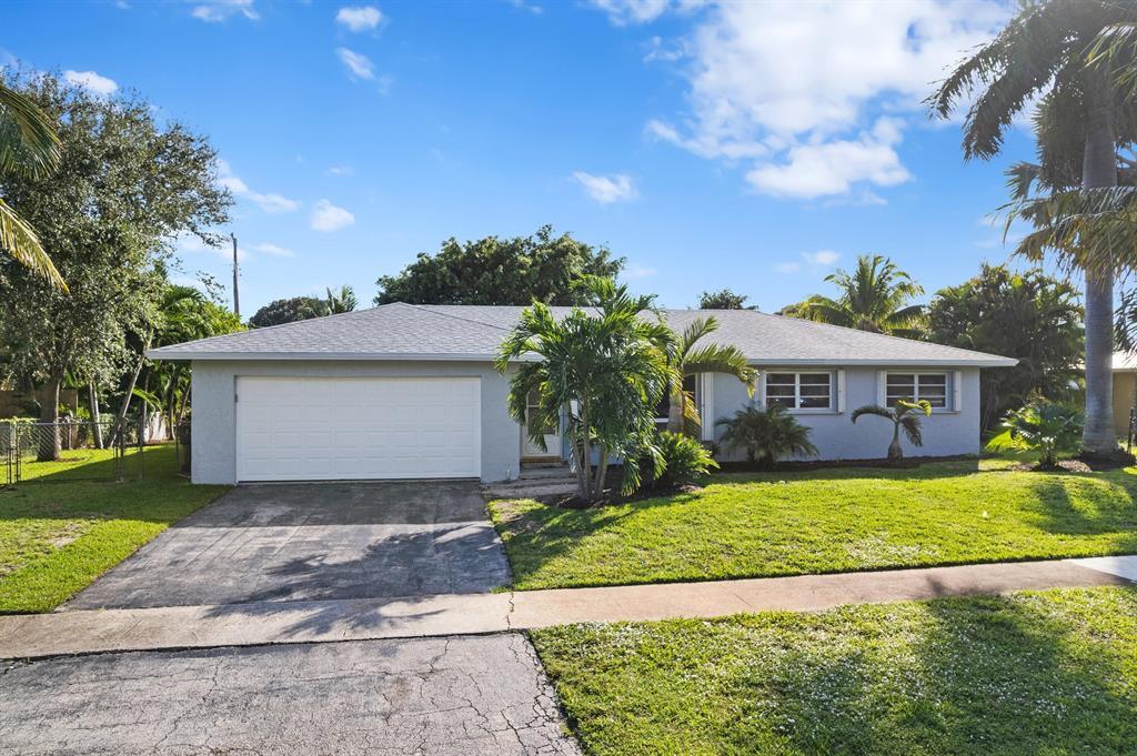 Foto principal - 440 NE 38th St