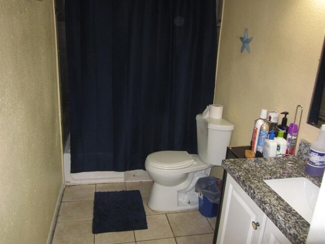 Foto del edificio - 12419 W Village Dr