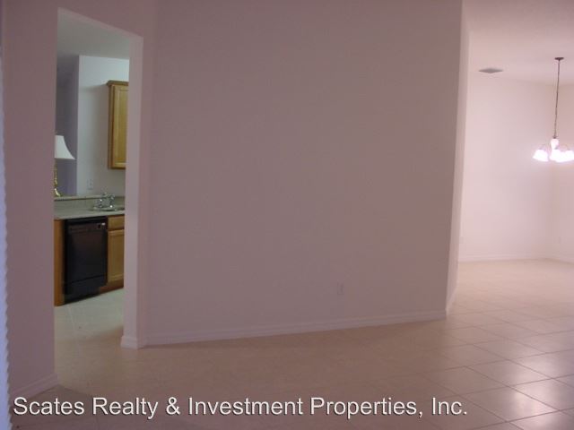 Building Photo - 7118 White Trillium Cir