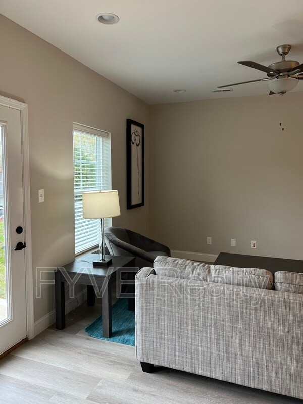 Building Photo - 3130 Rustic Charm Wy
