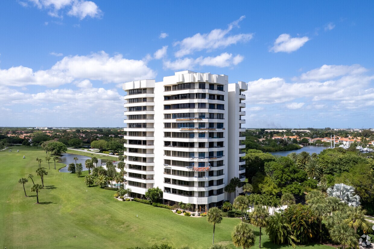 Southport One Condo Apartments in Jupiter, FL