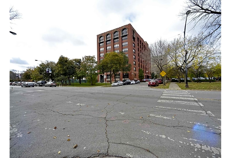 Photo - 2100 S Marshall Blvd (Chicago, IL)