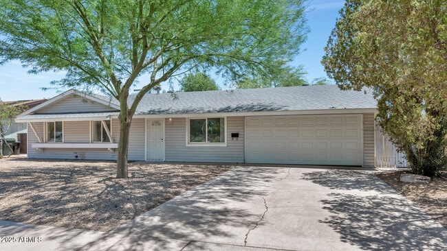 Building Photo - 13635 N 37th Pl