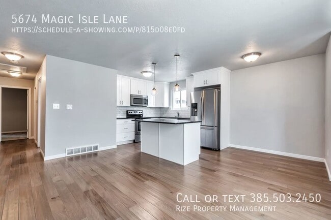 Building Photo - Gorgeous 4 bedroom Murray home!