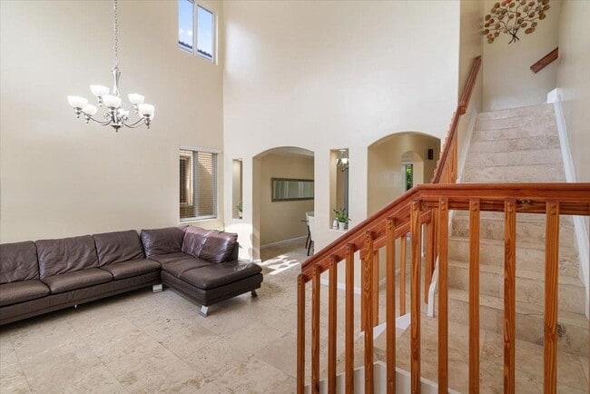 Foto del edificio - Southwest 166th Court, Miami, FL 33193 - 4 BR 3 BA single-family home