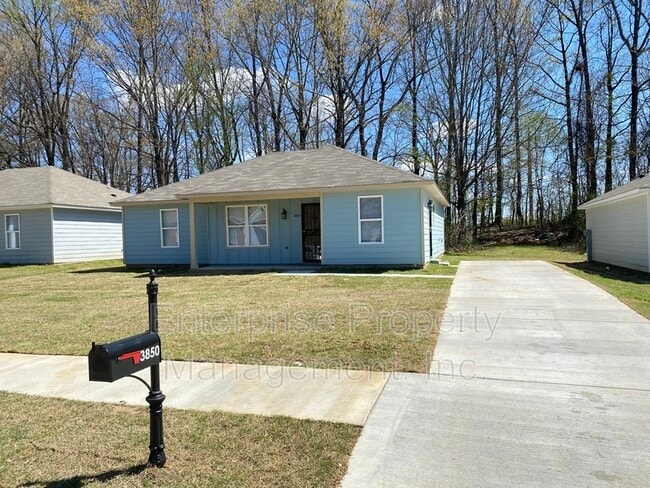 Photo - 3850 Ajanders Dr House