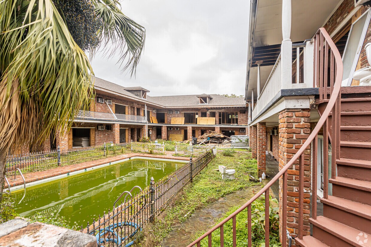 Construction Photo Feb 2022 - Washington Oaks