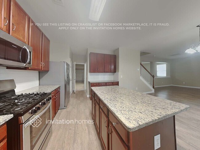 Foto del edificio - 134 Parkmont Way