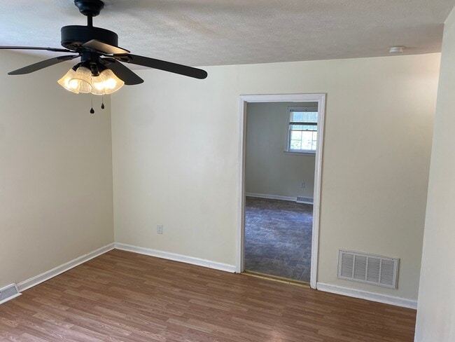 Building Photo - 231 Berea Forest Cir
