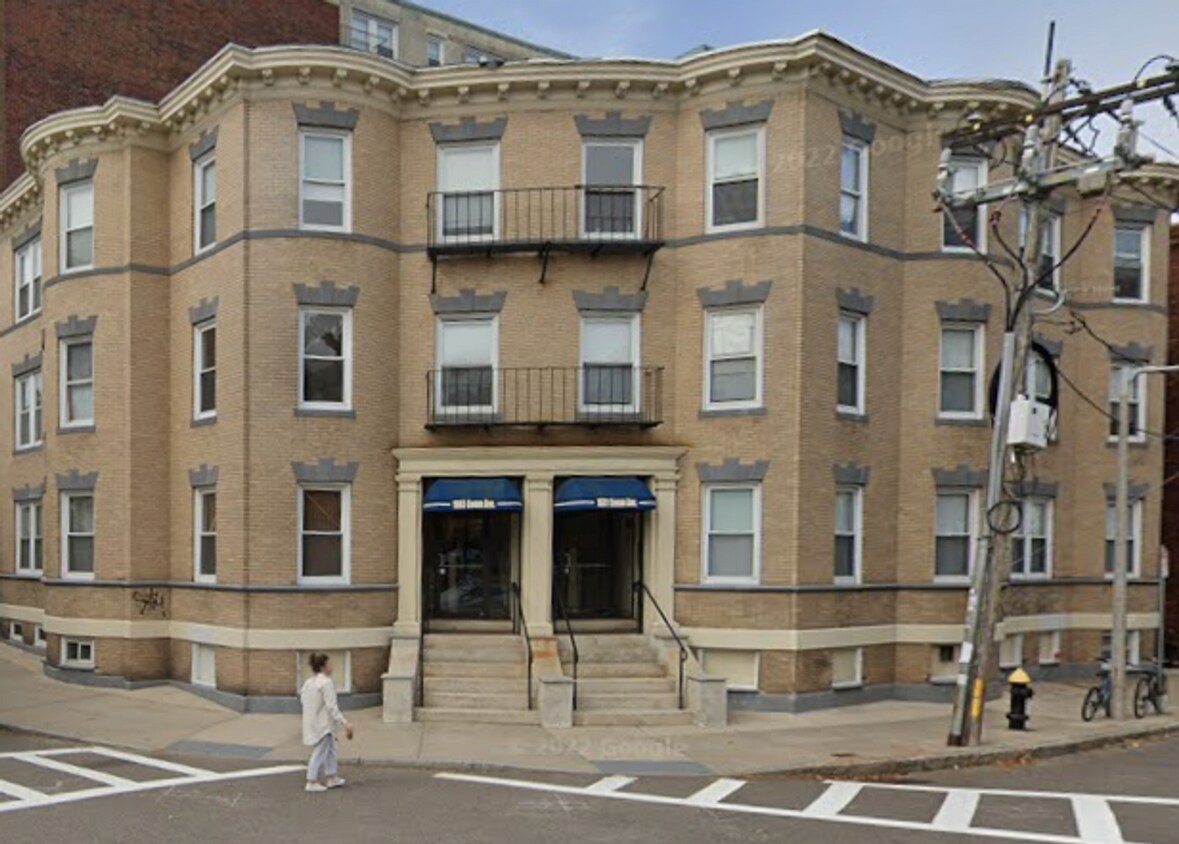 Building Photo - 1683a Commonwealth Avenue