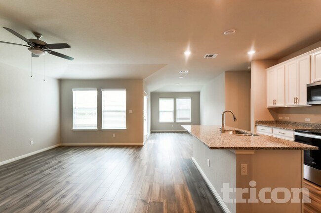 Foto del edificio - 13519 Emerson Wy