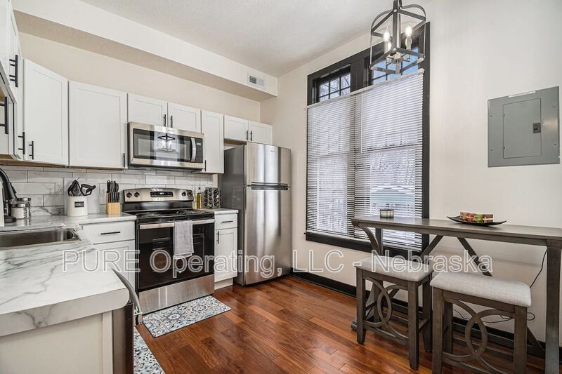 Photo - 2518 Woolworth Avenue