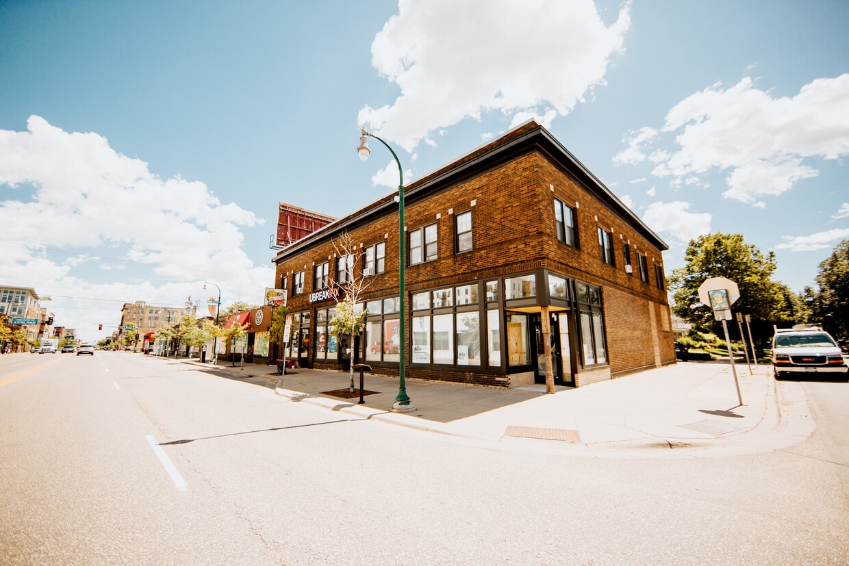 Primary Photo - Lake Street