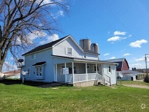 Building Photo - 10396 22 Mile Rd