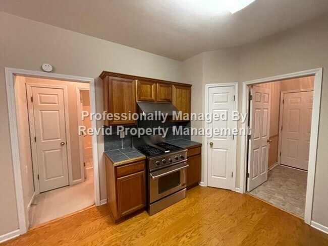 Foto del edificio - 2 bedroom Home in Harbor Town!!