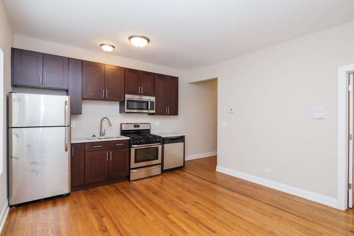 Foto principal - 4909 W Cuyler Ave