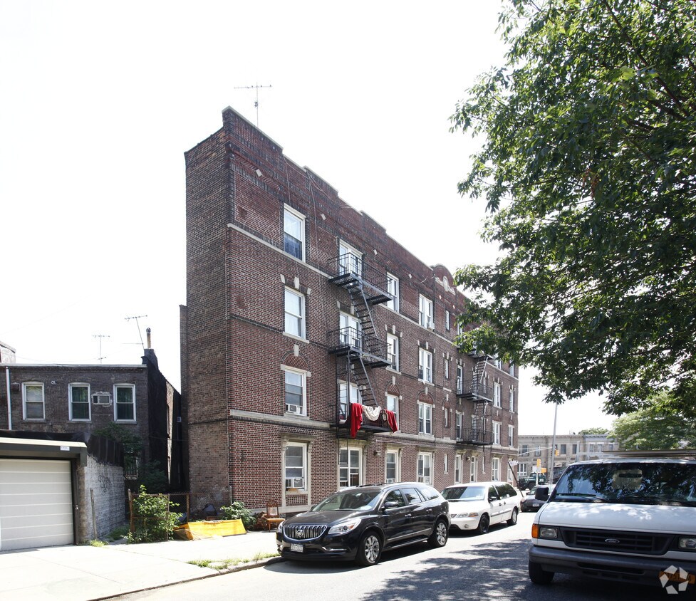 Foto del edificio - Lakeland Arms