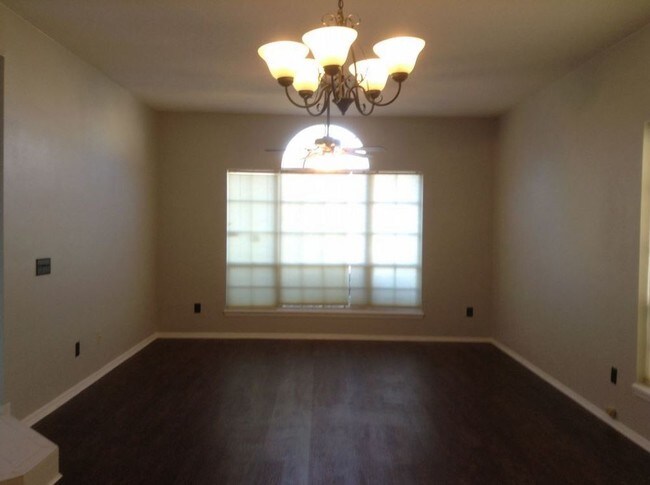 Foto del edificio - 748 Olympic Cir