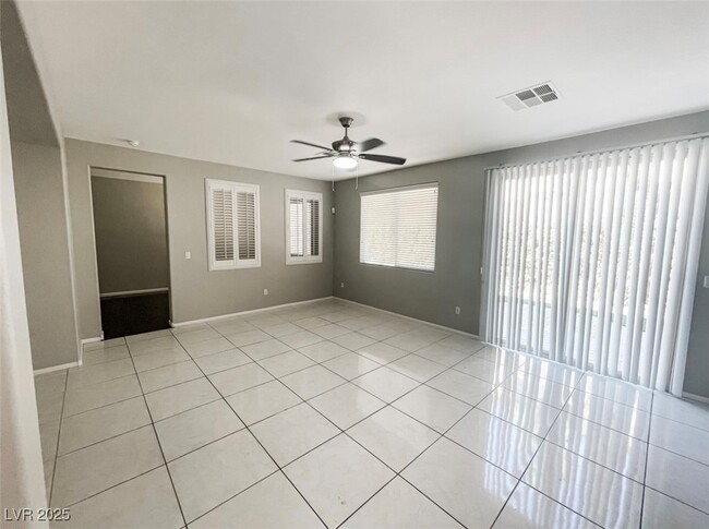 Building Photo - 10619 Tamaruga Ct