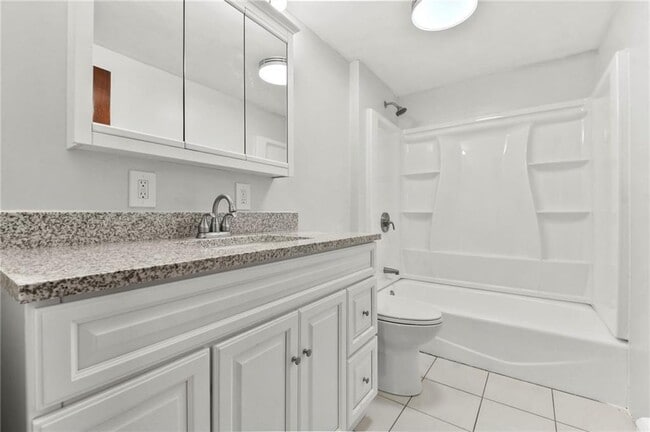 Building Photo - 360 Orient Ave