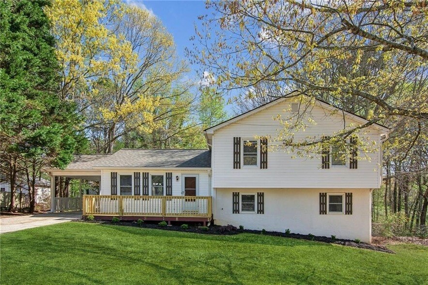 Foto principal - 2453 Falcon Ct
